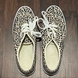 Kelly & Katie: Leopard print sneakers